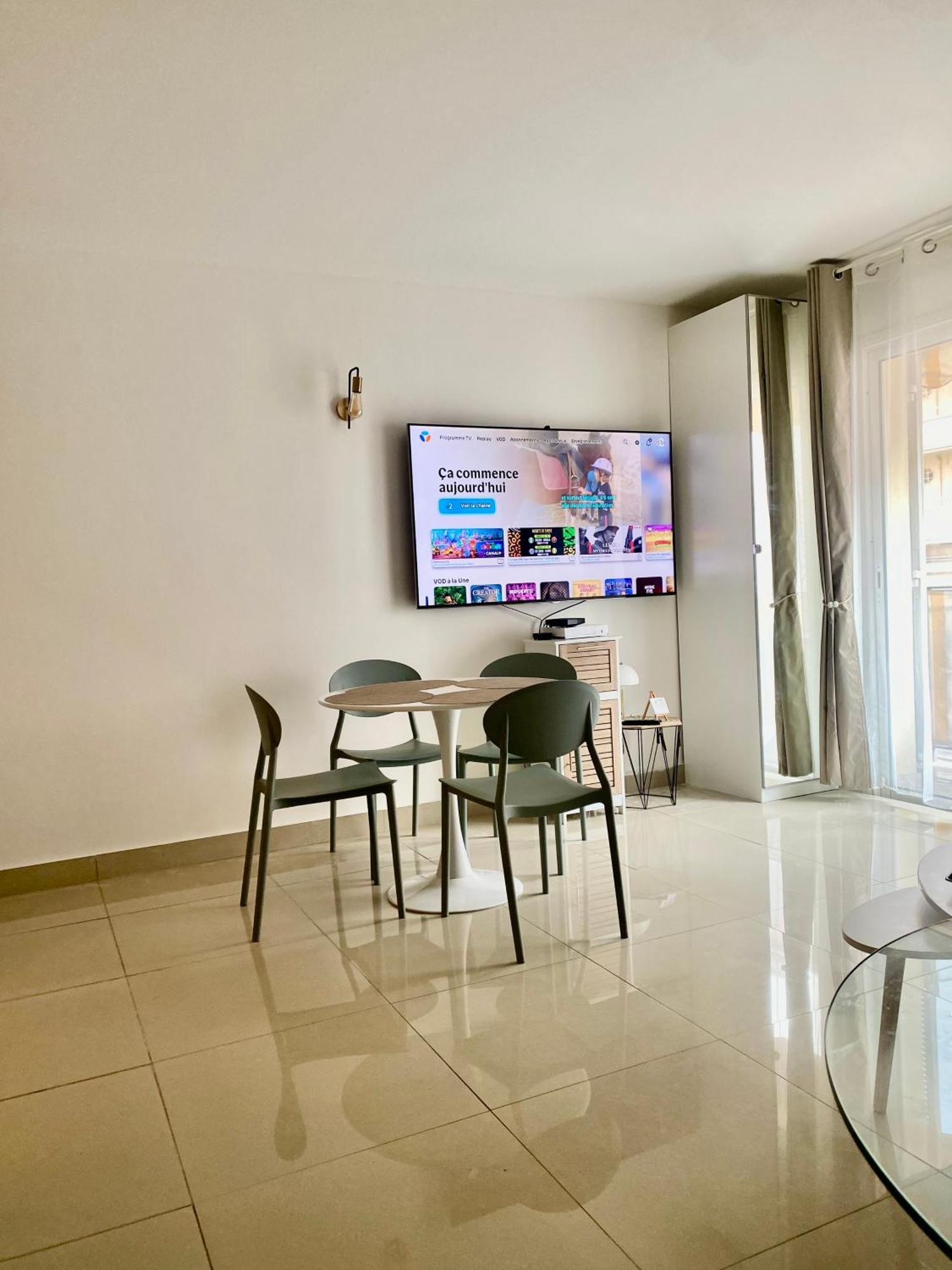 3 Pieces- Vieux Port- Terrasse - Parking Possible Apartment คานส์ ภายนอก รูปภาพ