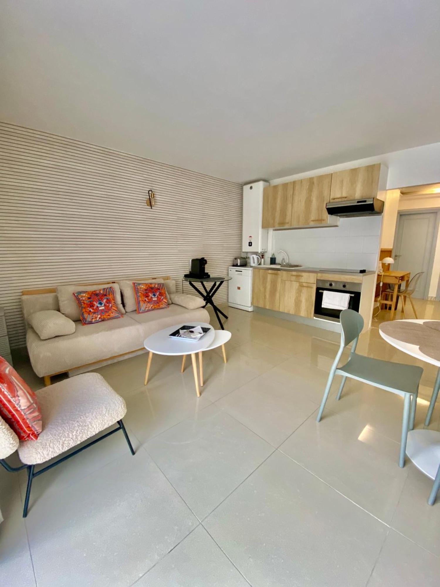 3 Pieces- Vieux Port- Terrasse - Parking Possible Apartment คานส์ ภายนอก รูปภาพ